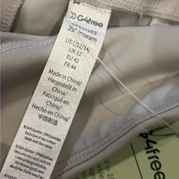 G4FREE brand- ladies size 12/14 large- wide leg pants in light light gray- - Picture 3 of 4